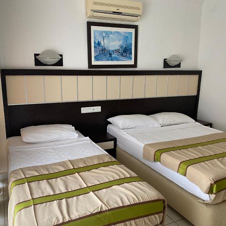 Club Marakesh Beach Hotel بيلديبي المظهر الخارجي الصورة