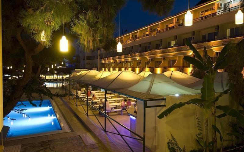 Club Marakesh Beach Hotel بيلديبي المظهر الخارجي الصورة