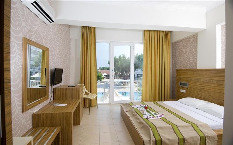 Club Marakesh Beach Hotel بيلديبي المظهر الخارجي الصورة