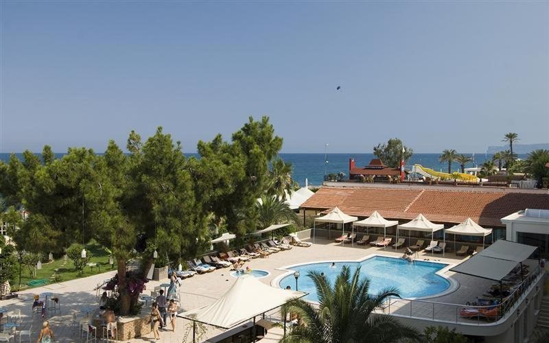 Club Marakesh Beach Hotel بيلديبي المظهر الخارجي الصورة