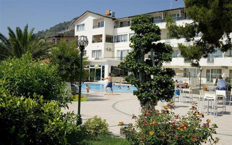 Club Marakesh Beach Hotel بيلديبي المظهر الخارجي الصورة