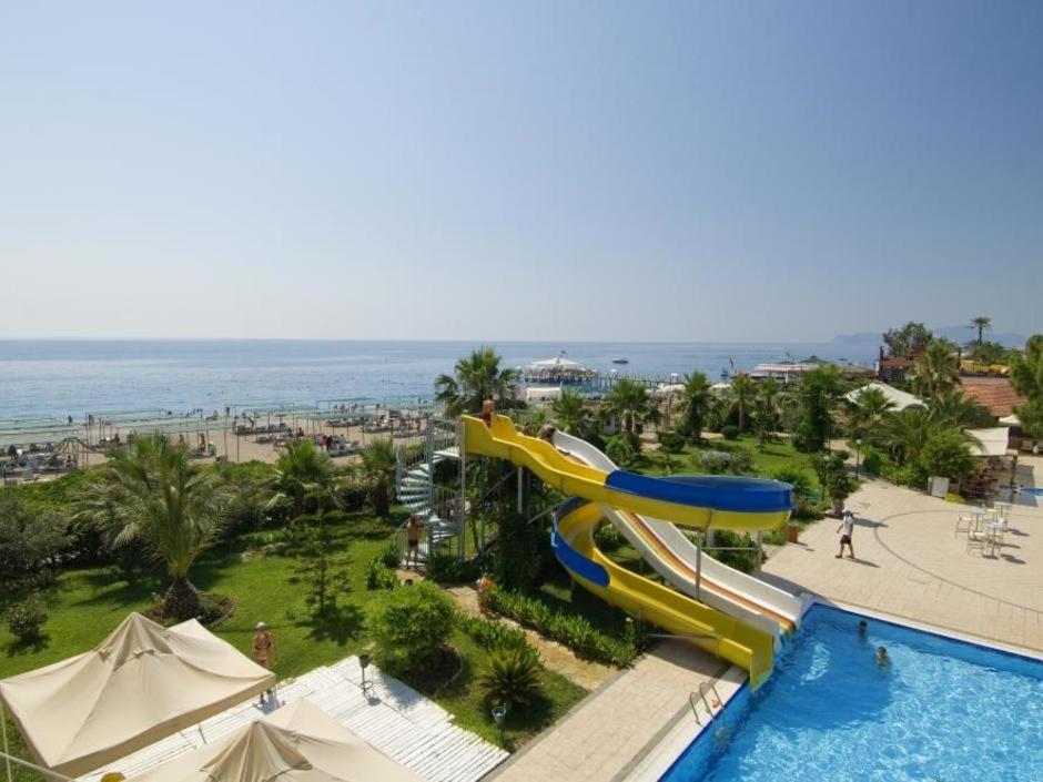 Club Marakesh Beach Hotel بيلديبي المظهر الخارجي الصورة