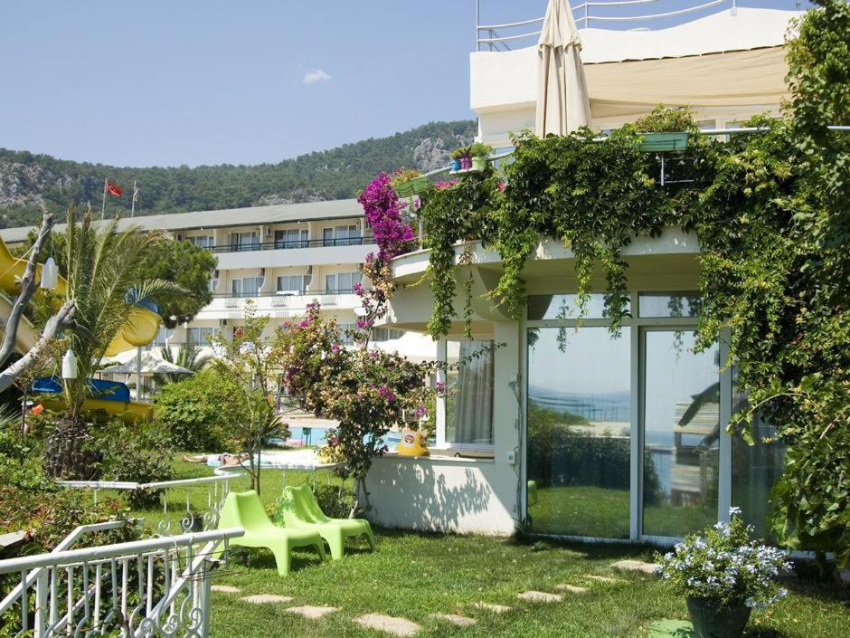 Club Marakesh Beach Hotel بيلديبي المظهر الخارجي الصورة