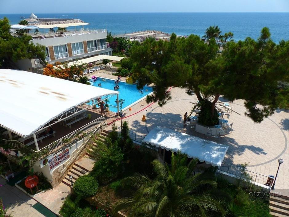 Club Marakesh Beach Hotel بيلديبي المظهر الخارجي الصورة