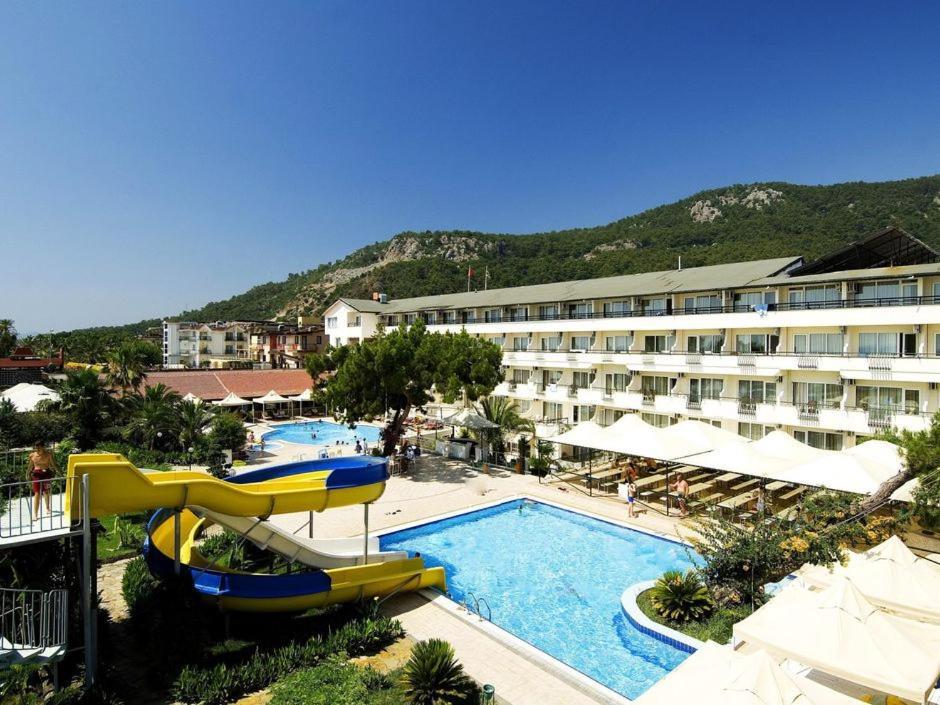 Club Marakesh Beach Hotel بيلديبي المظهر الخارجي الصورة